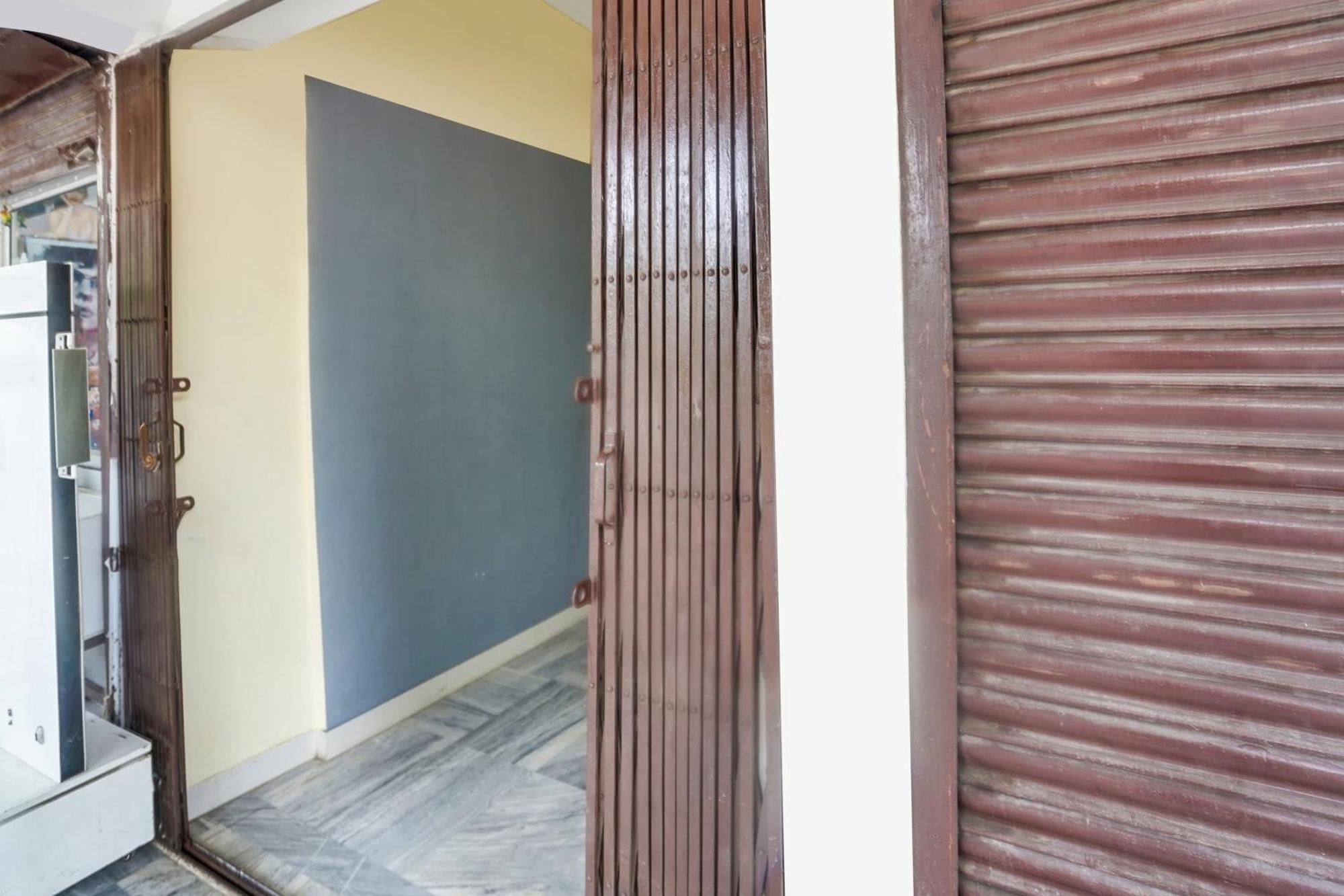 Hotel Super Collection O Rajapur Circuit House Allāhābād Junction Zewnętrze zdjęcie