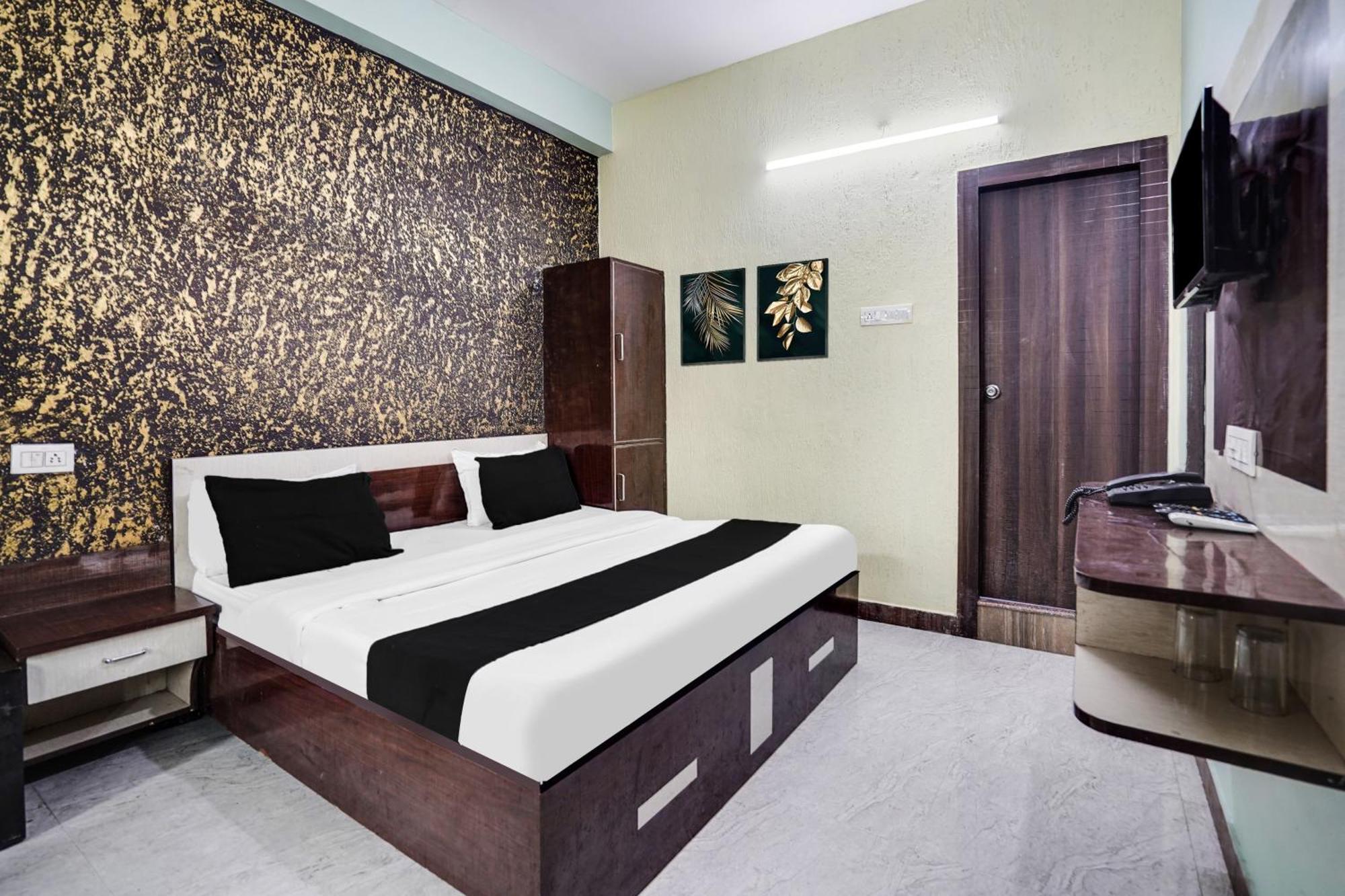 Hotel Super Collection O Rajapur Circuit House Allāhābād Junction Zewnętrze zdjęcie